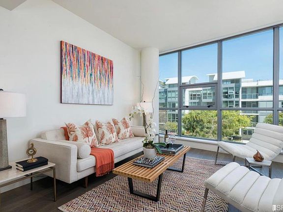 3rd image of 420 Mission Bay Blvd N Unit 503