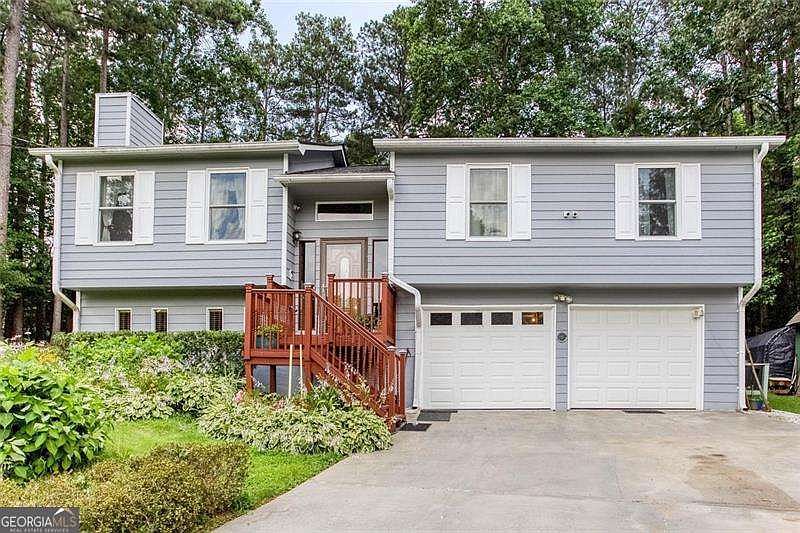 1st image of 205 Emily Dr