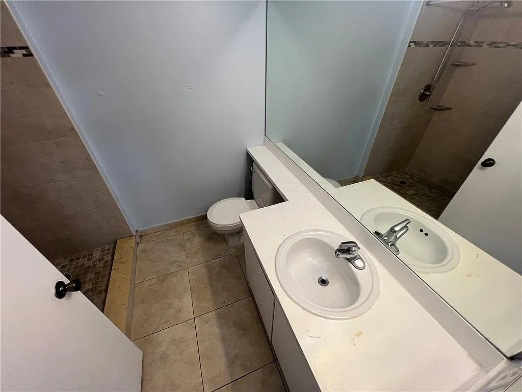 840 Cypress Park Way — Photo 4
