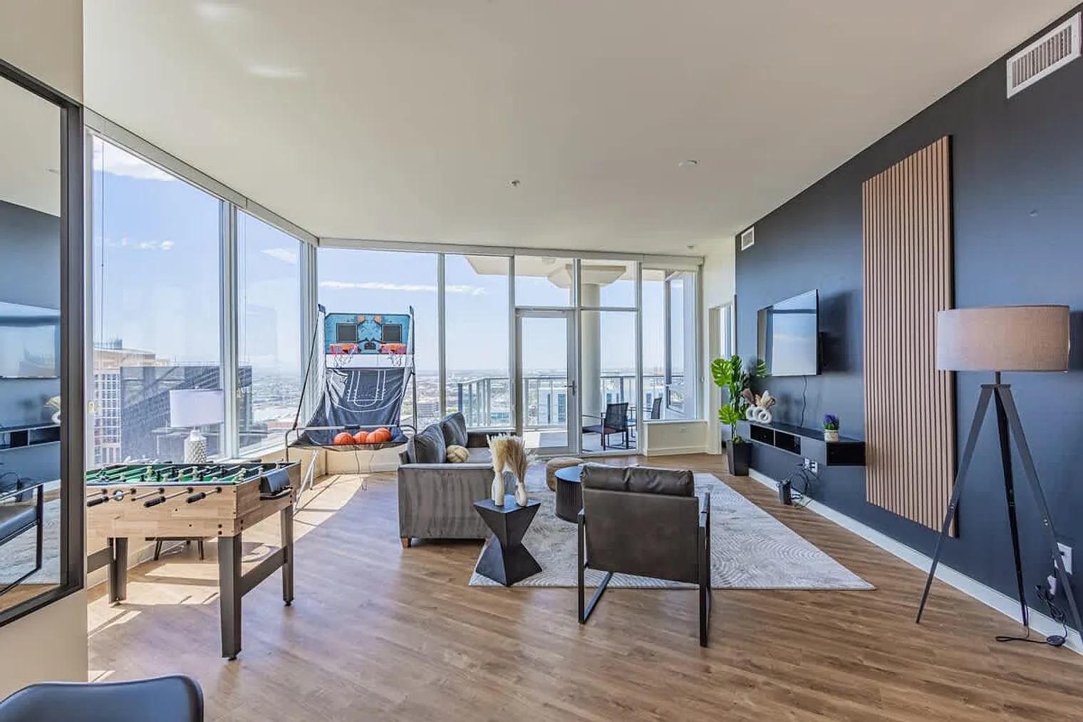 2 bed, 2.0 bath, 1399 sqft, $6,450 — Photo 1