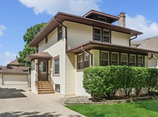 723 Wesley Ave, Oak Park, IL 60304