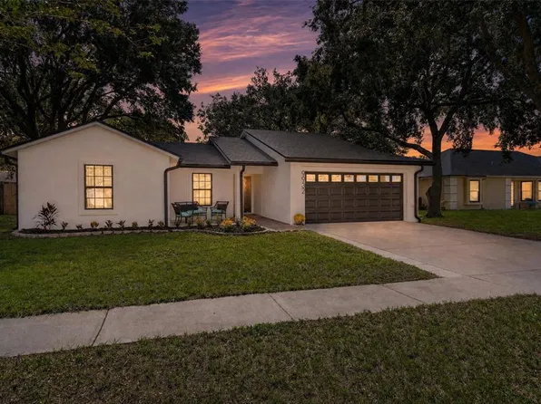 9932 EARLSTON STREET, ORLANDO, FL 32817