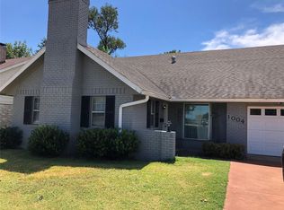 1004 W Northgate Dr, Irving, TX 75062