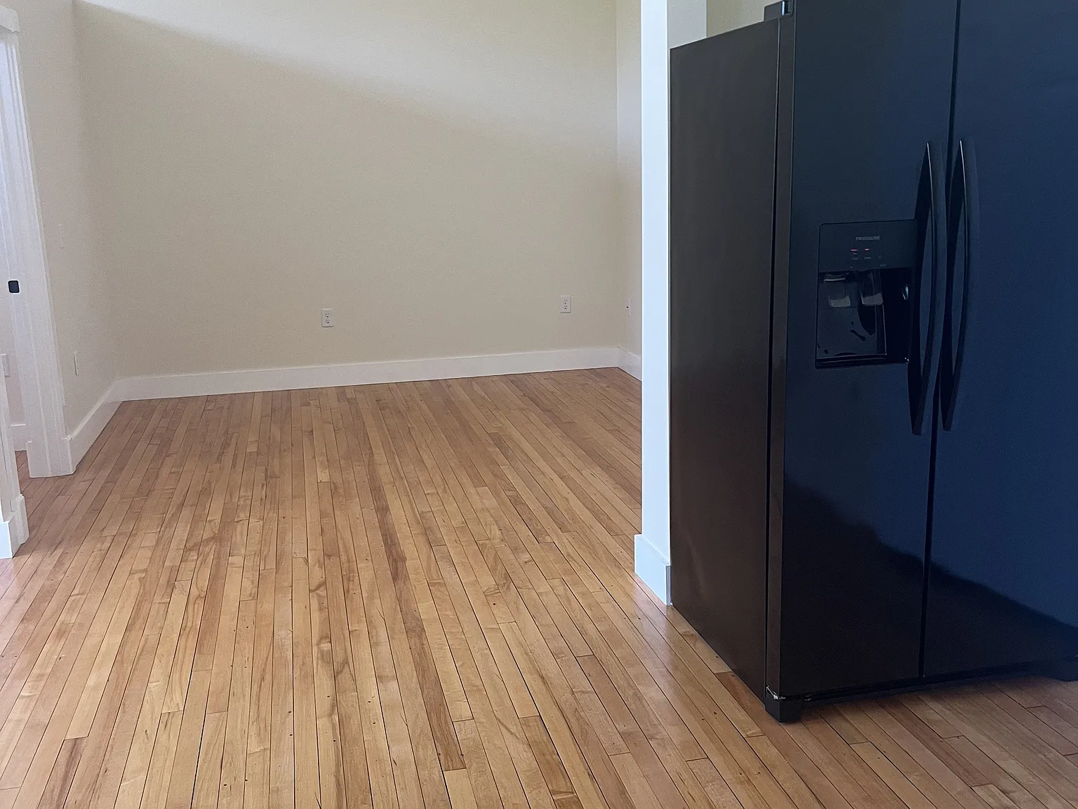 2 bed, $1,600 — Photo 3