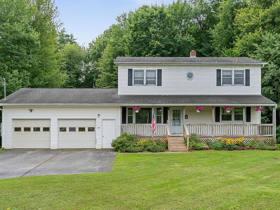 1st image of 325 Sandy Birch Road