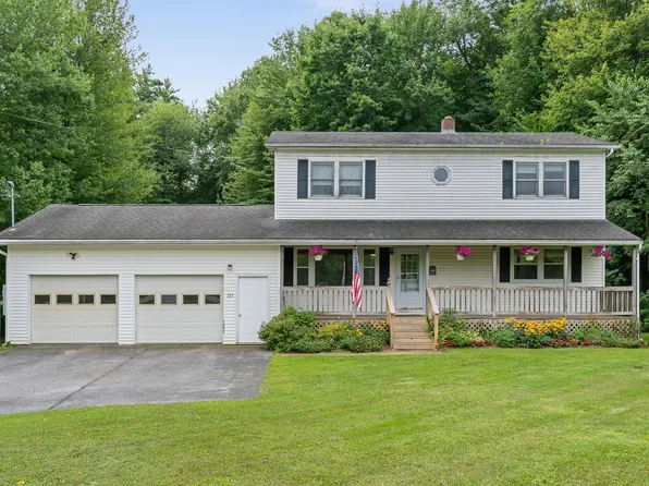 325 Sandy Birch Road, Georgia, VT 05468