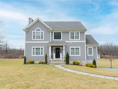 33 Roundhill Road, Hopewell Junction, NY, 12533