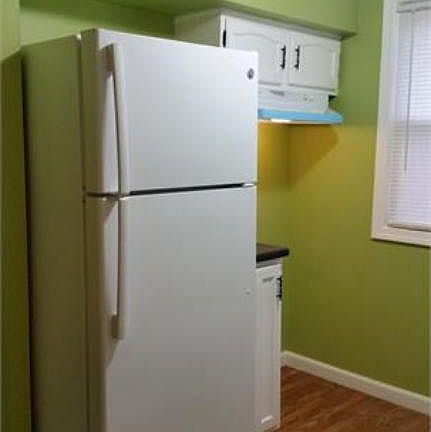 4th image of 25221 Euclid Ave
