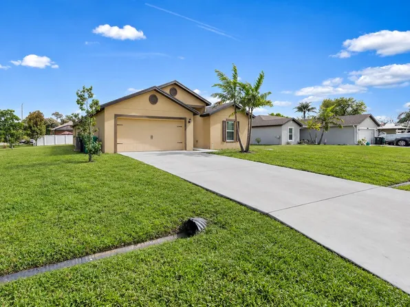 1597 SW LEISURE Lane, Port St Lucie, FL 34953