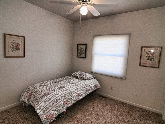 2nd bedroom on main level