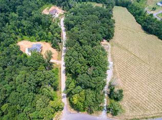 7 Douglas Ridge Dr, Dandridge, TN 37725