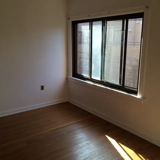 1 bed, 550 sqft, $1,600 — Photo 2