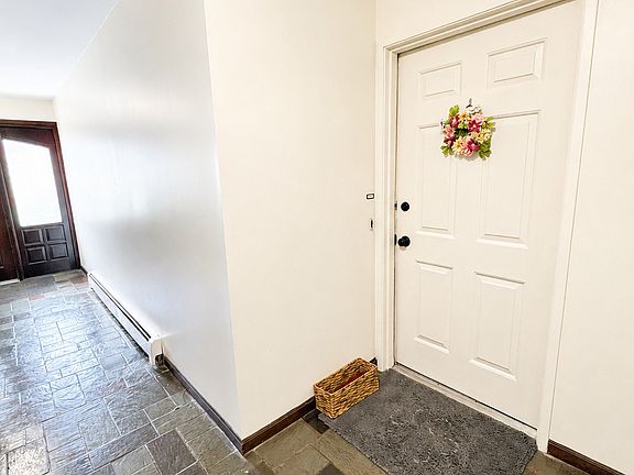 4th image of 11 Chatham Court