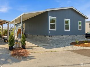 18317 32nd Ave S #340, Seattle, WA 98188