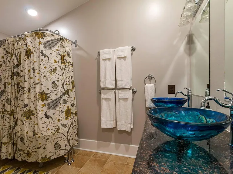 1221 Joseph Ave — Photo 8