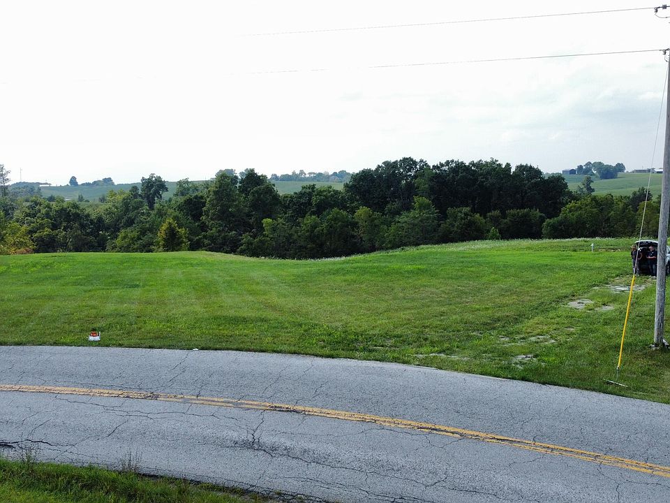 2nd image of 1025 Stewart Ridge Rd