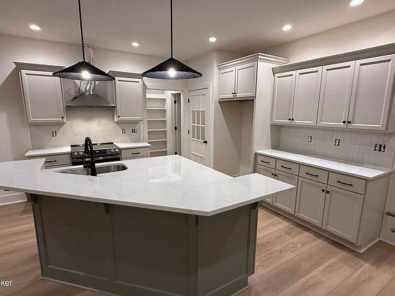 5th image of 5307 Sycamore Ridge Ln