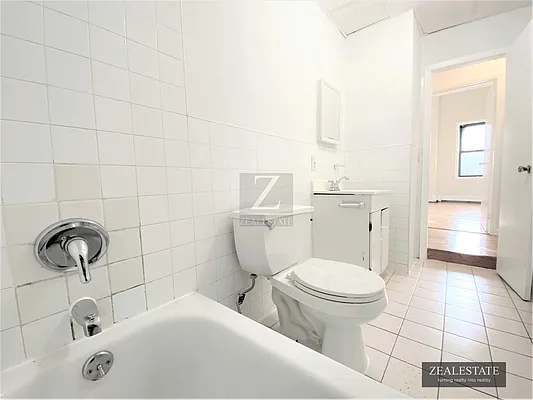 Rented by ZealEstate Group Inc | media 13