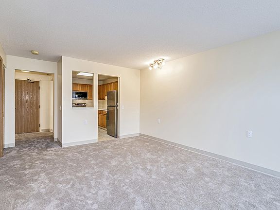 5th image of 500 County Road B Rd W #309