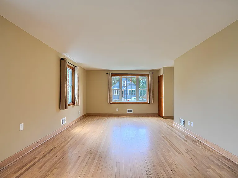 4118 Slater Ave — Photo 6