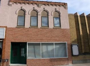 207 S Main St, Le Sueur, MN 56058