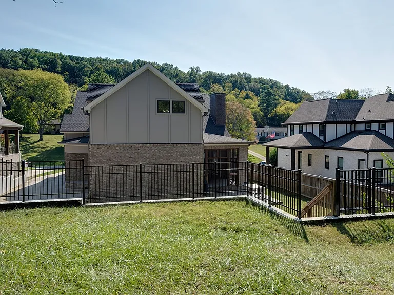 118 Cheekwood Ter — Photo 35