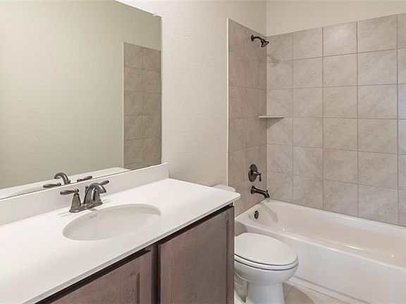4th image of 10904 Aledo Ln