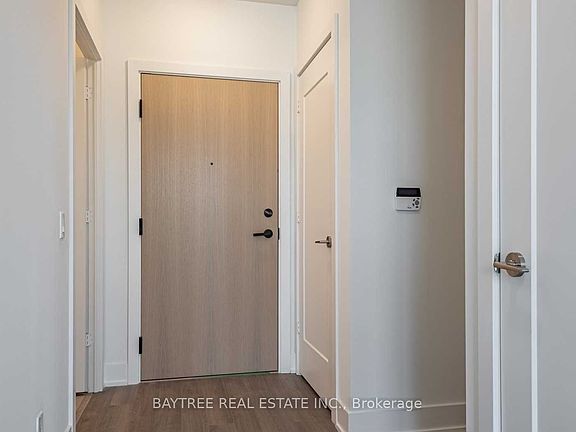 3rd image of 1 Belsize Dr #518