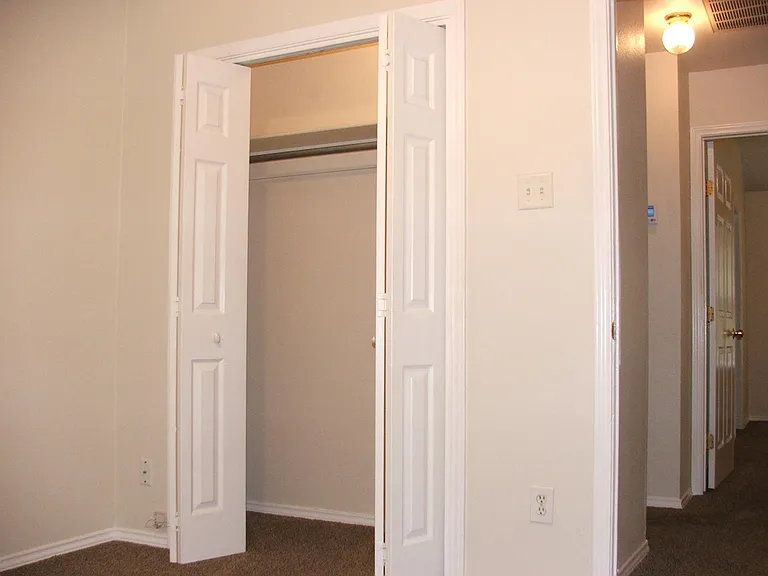 8547 Dunlap St — Photo 11