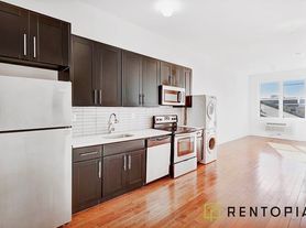 593 Central Ave, Brooklyn, NY