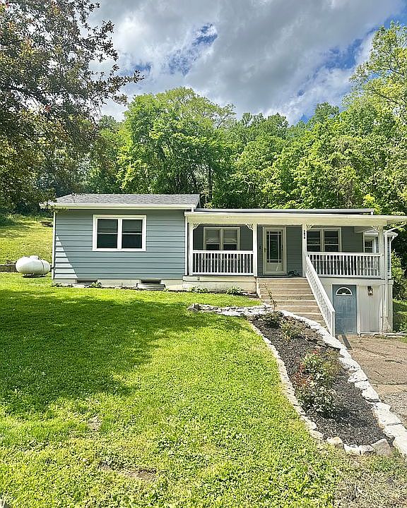 1st image of 4876 Winters Ln