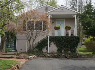 177 Hickory Tavern Rd, Gillette, NJ 07933