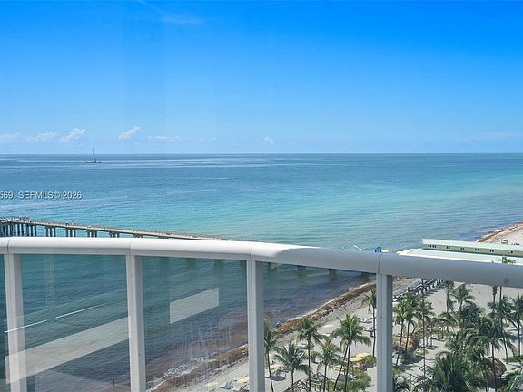 3rd image of 16711 Collins Ave APT 1207