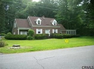 20 Jennifer Rd, Schenectady, NY 12302