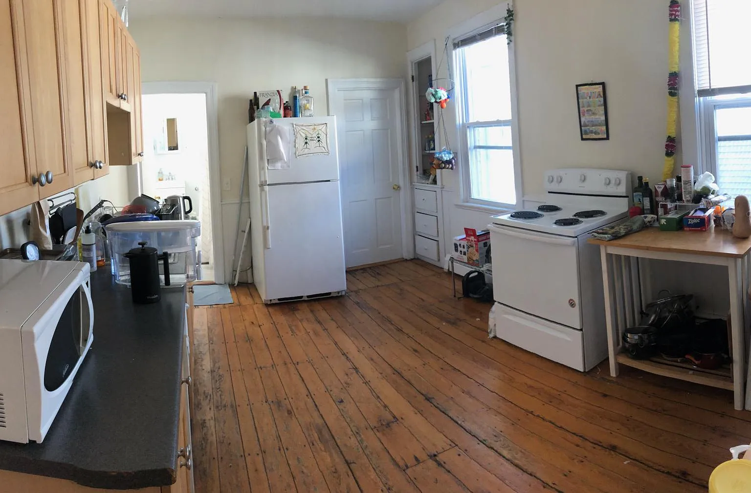 7 bed, 2800 sqft, $7,000 — Photo 3
