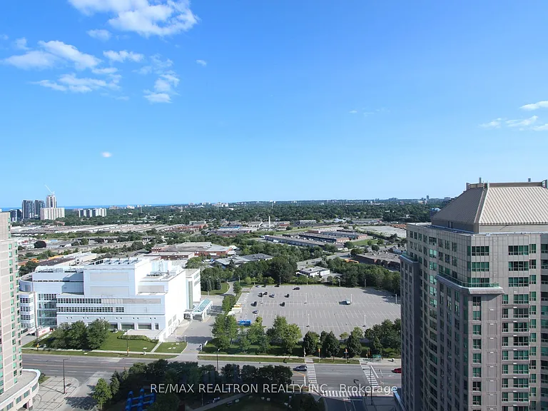 36 Lee Centre Dr #2906 — Photo 16