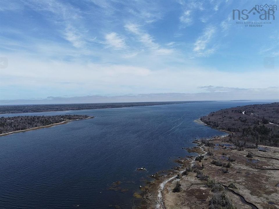 1st image of Sandy Point Rd