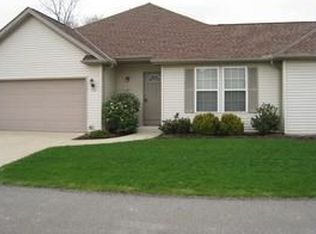 1133 Millstone Dr, Northfield, OH 44067