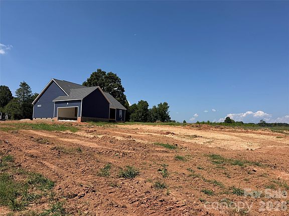 4th image of 202 Northbrook Iii School Rd