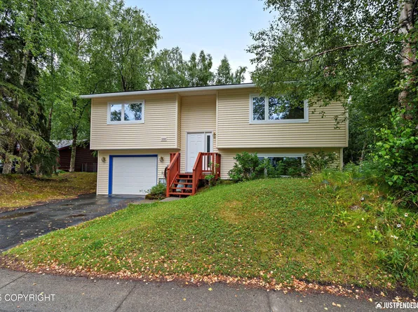 13530 Westwind Dr, Anchorage, AK 99516