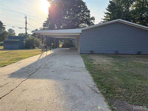 4th image of 204 Northmoor Dr