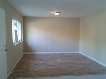 2nd image of 933 Carro Dr APT 1