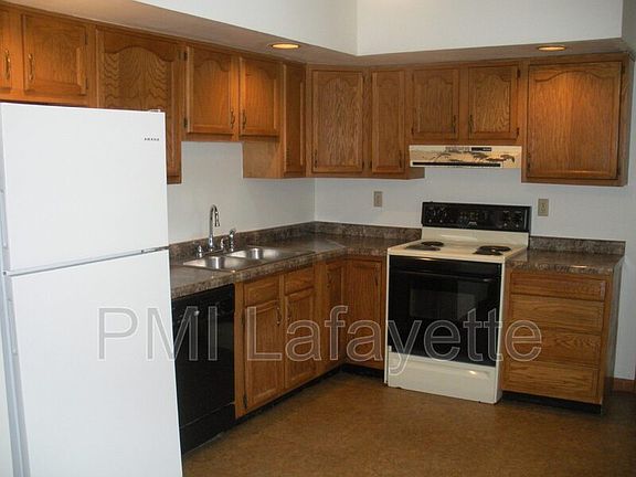 5th image of 4389 Lake Villa Ln