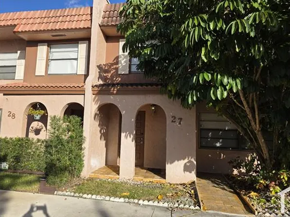 27 Laredo Pl, Fort Lauderdale, FL