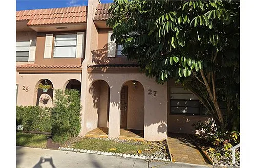 27 Laredo Pl #27 Photo 1