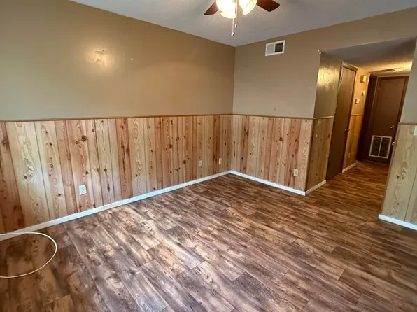 Jean Street Apartments, 252-260 Jean St #256, Batesville, AR 72501