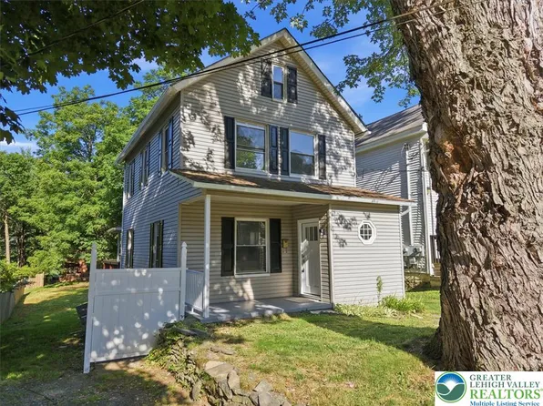271 Brodhead Ave, East Stroudsburg, PA 18301