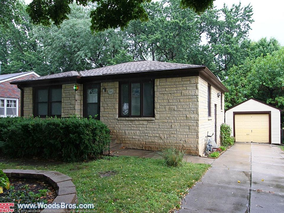 1st image of 3124 S 42nd St