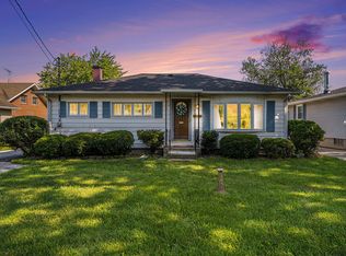 2841 43rd St, Highland, IN 46322