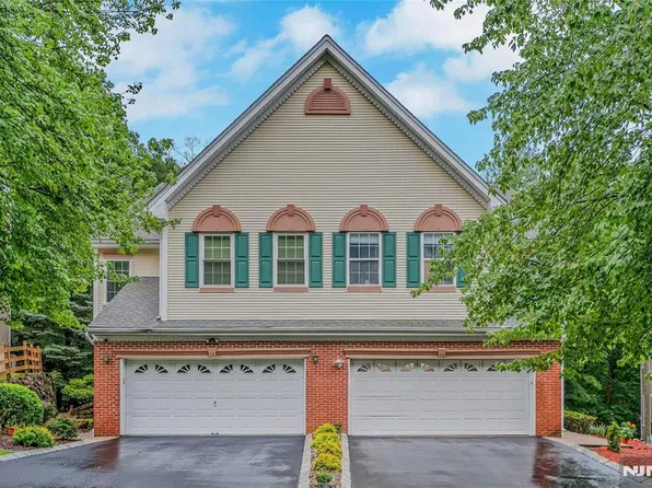34 Eider Court, Wayne, NJ 07470